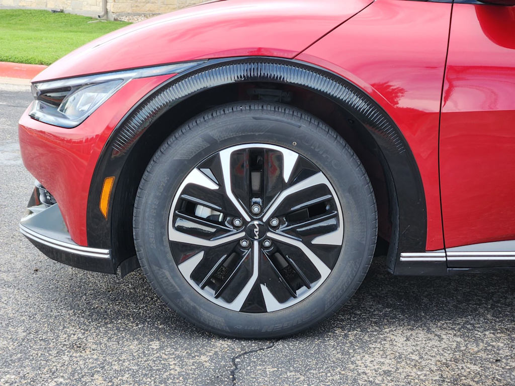 Thumbnail: 2023 Kia EV6 - 4