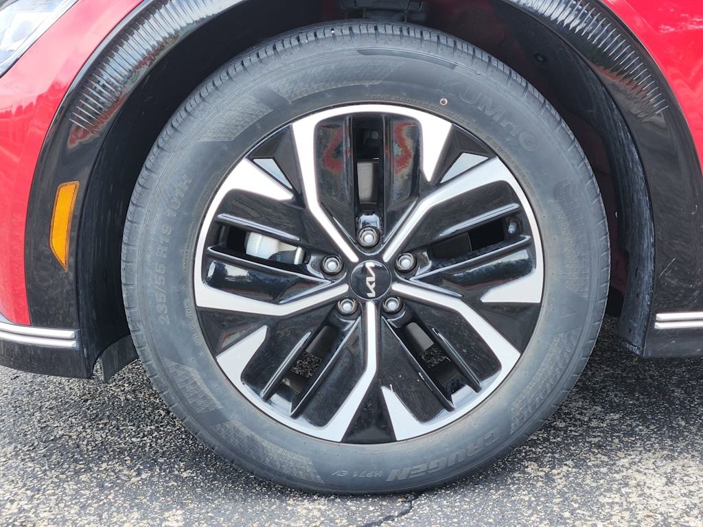 Thumbnail: 2023 Kia EV6 - 19