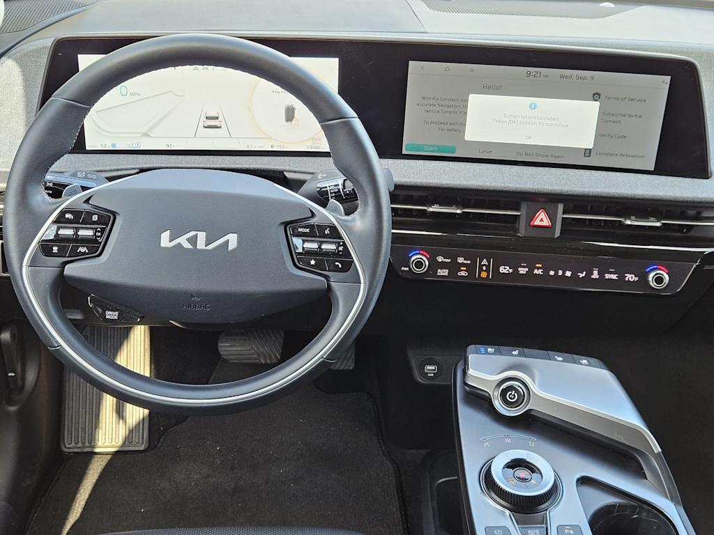Thumbnail: 2023 Kia EV6 - 7
