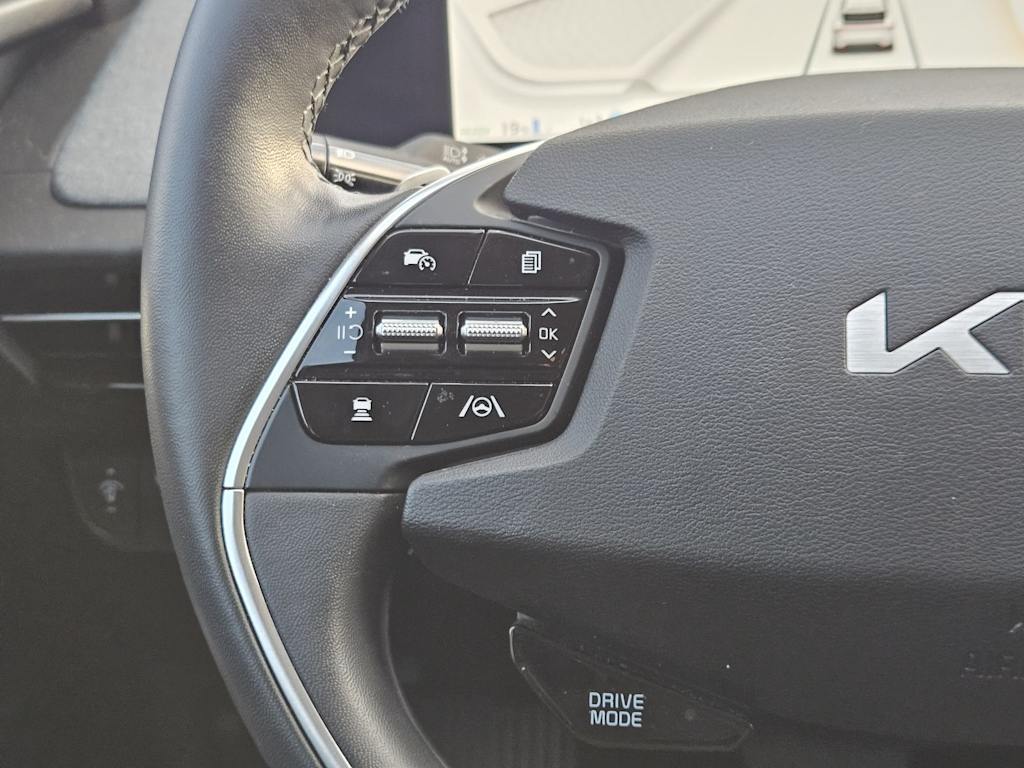 Thumbnail: 2024 Kia EV6 - 28