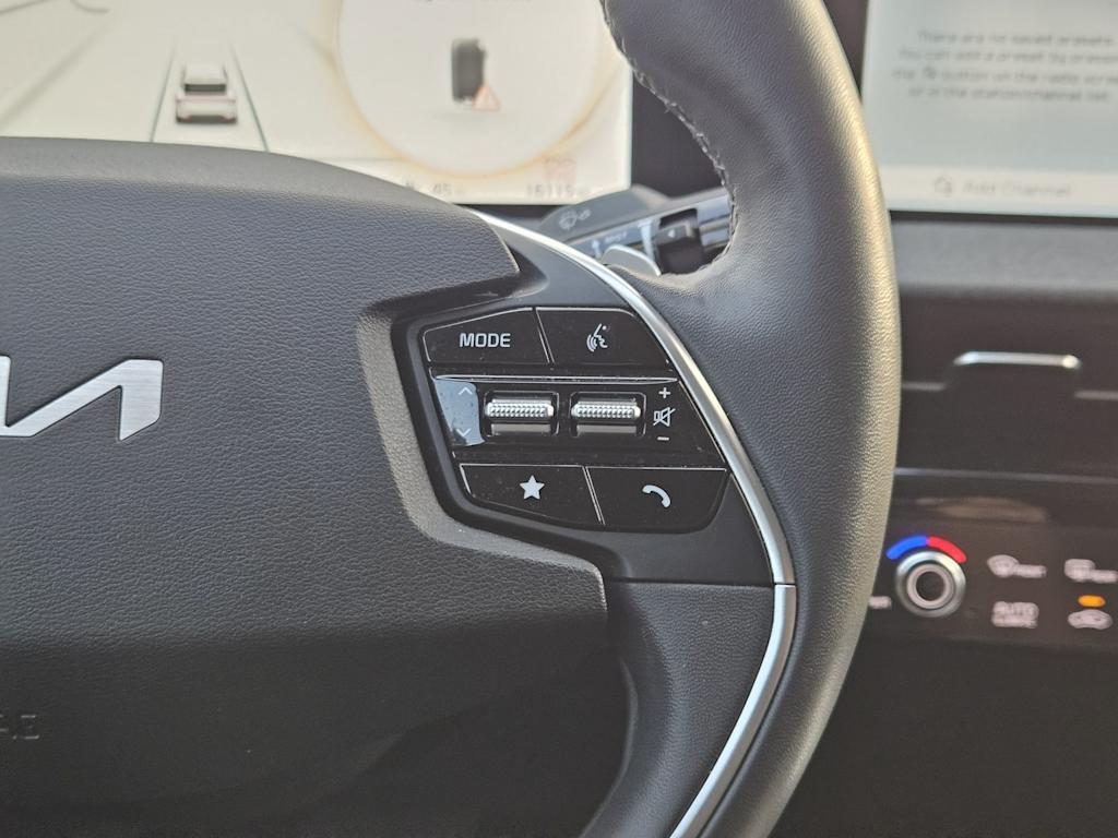 Thumbnail: 2024 Kia EV6 - 29