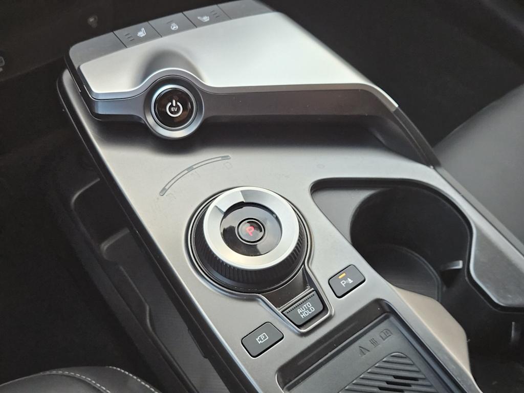 Thumbnail: 2024 Kia EV6 - 10