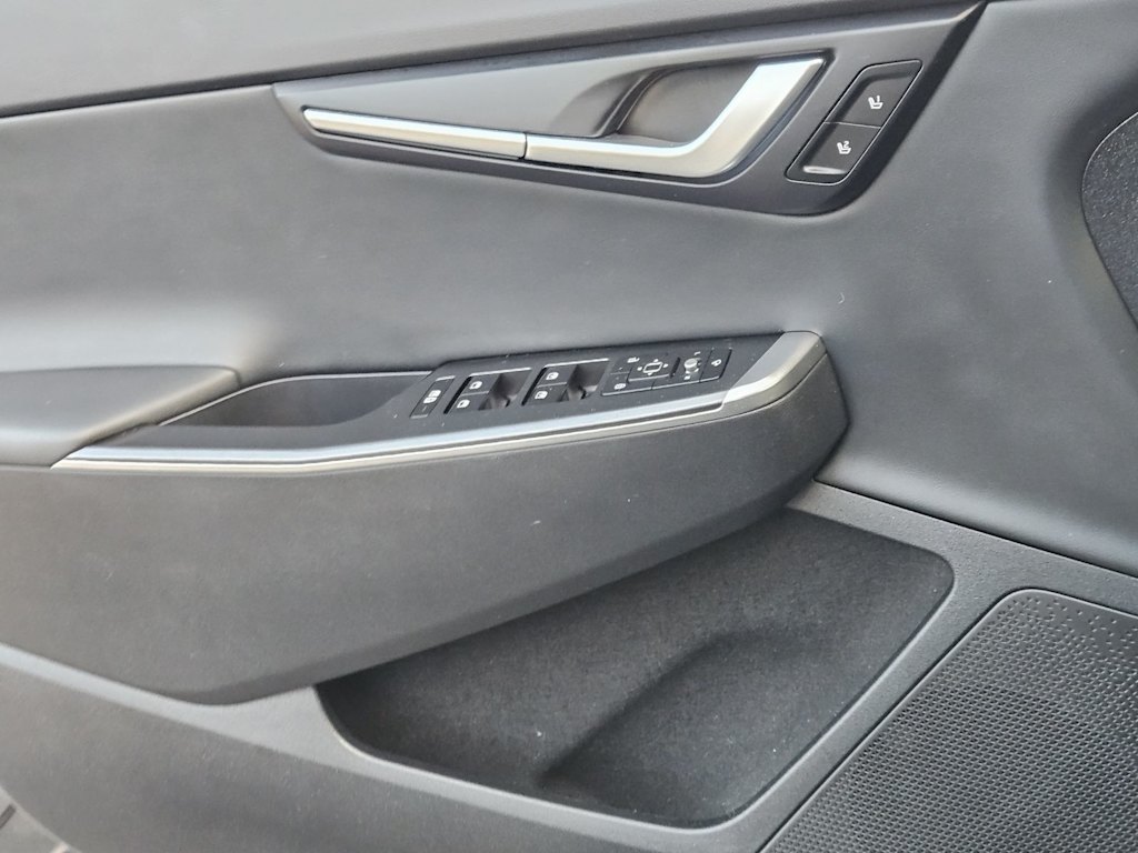 Thumbnail: 2024 Kia EV6 - 26