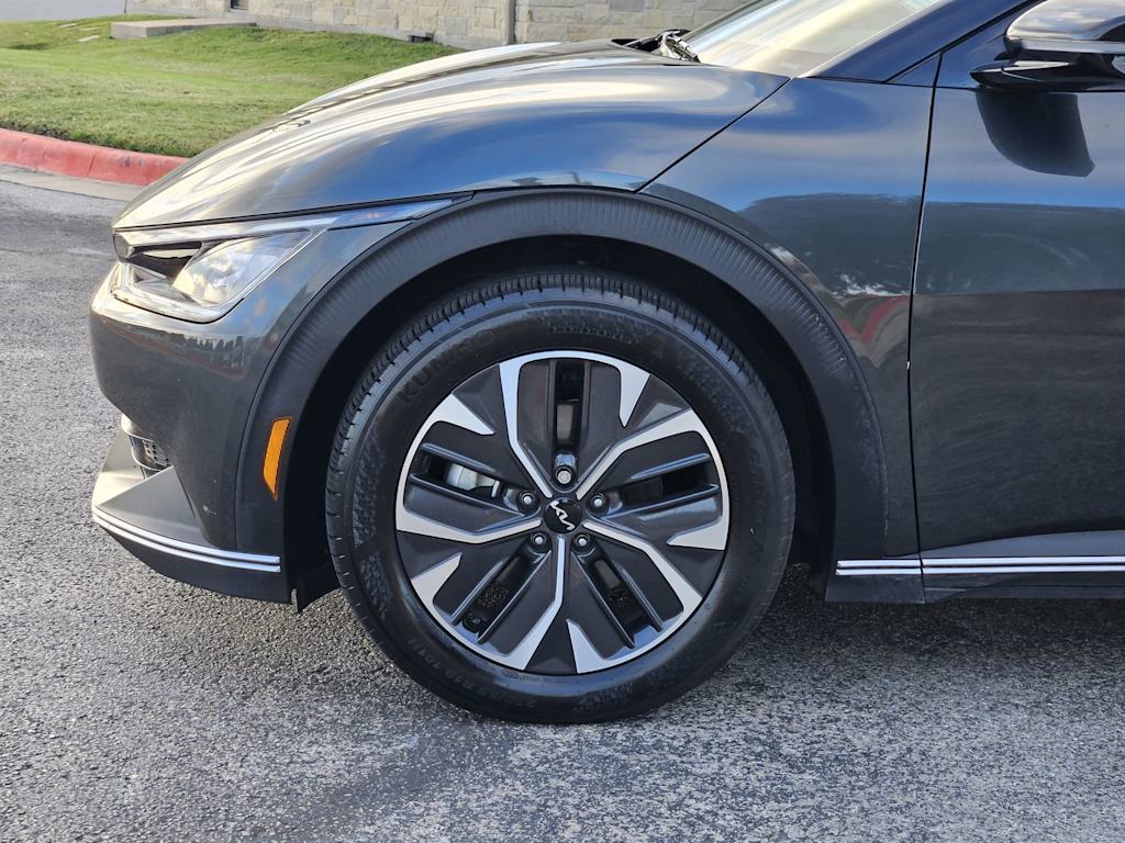 Thumbnail: 2024 Kia EV6 - 4
