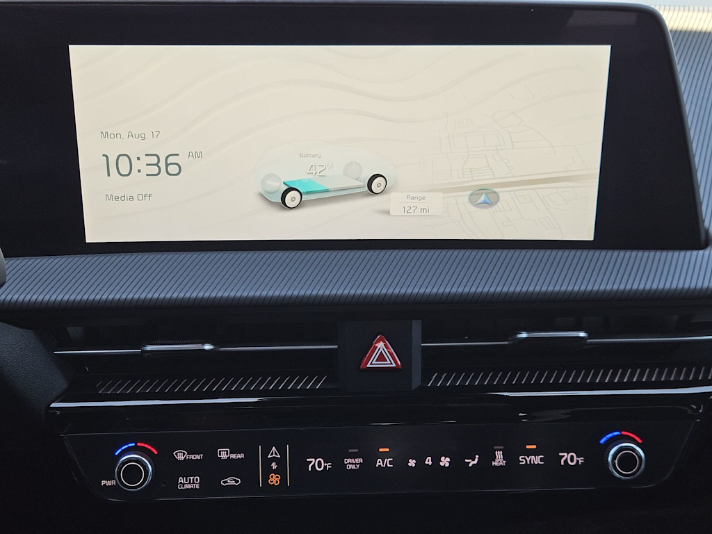 Thumbnail: 2023 Kia EV6 - 10