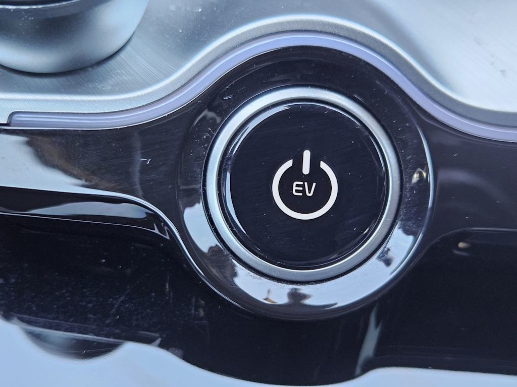Thumbnail: 2023 Kia EV6 - 25