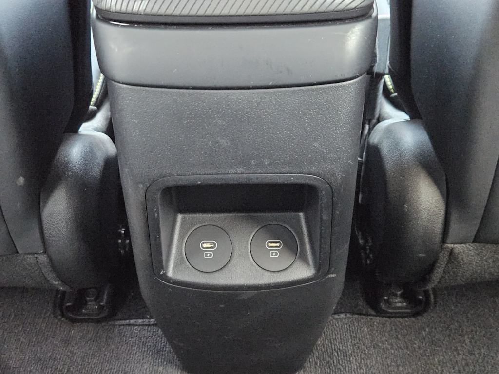 Thumbnail: 2023 Kia EV6 - 30