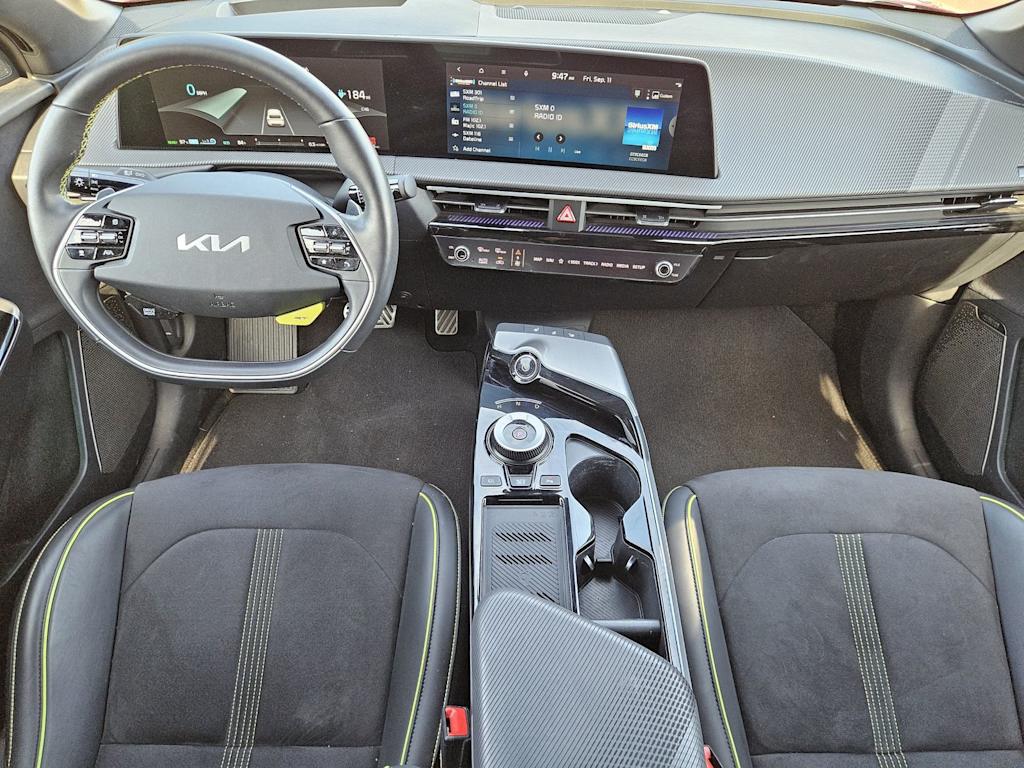 Thumbnail: 2023 Kia EV6 - 2