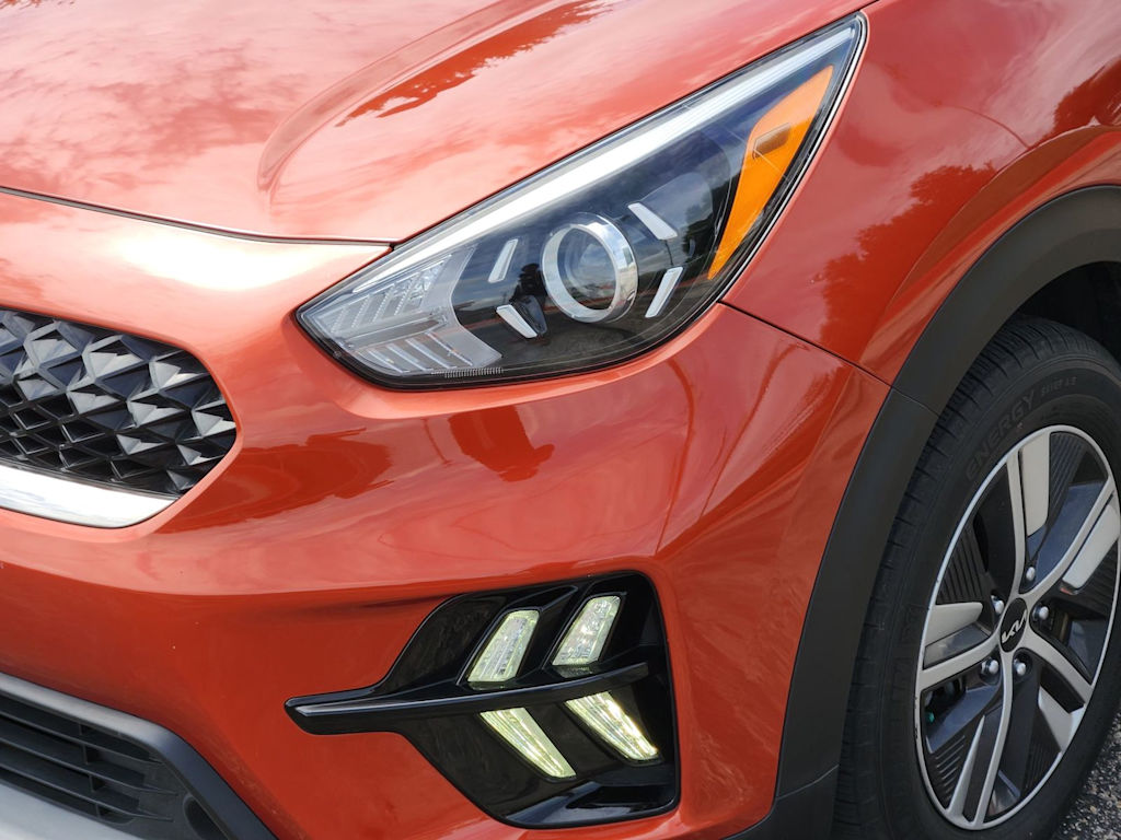 Thumbnail: 2022 Kia Niro - 18