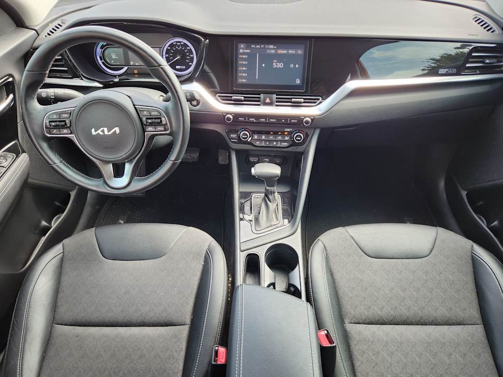 Thumbnail: 2022 Kia Niro - 2