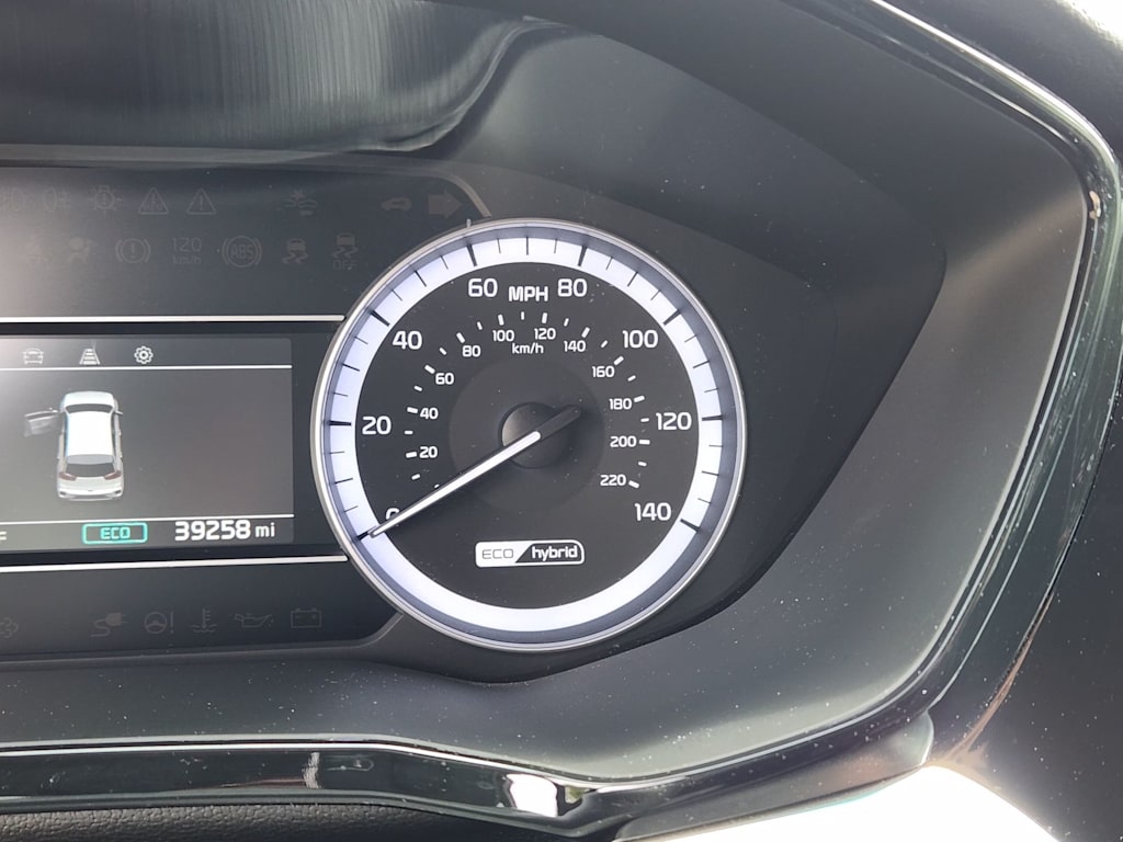 Thumbnail: 2022 Kia Niro - 12