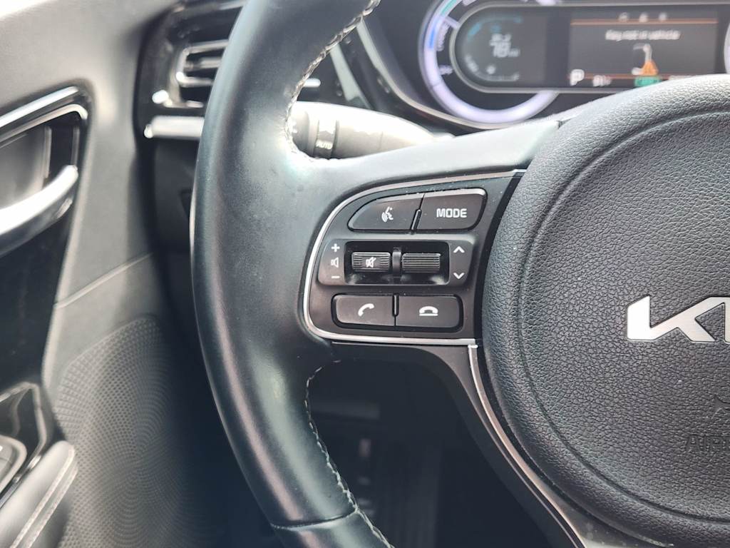 Thumbnail: 2022 Kia Niro - 30