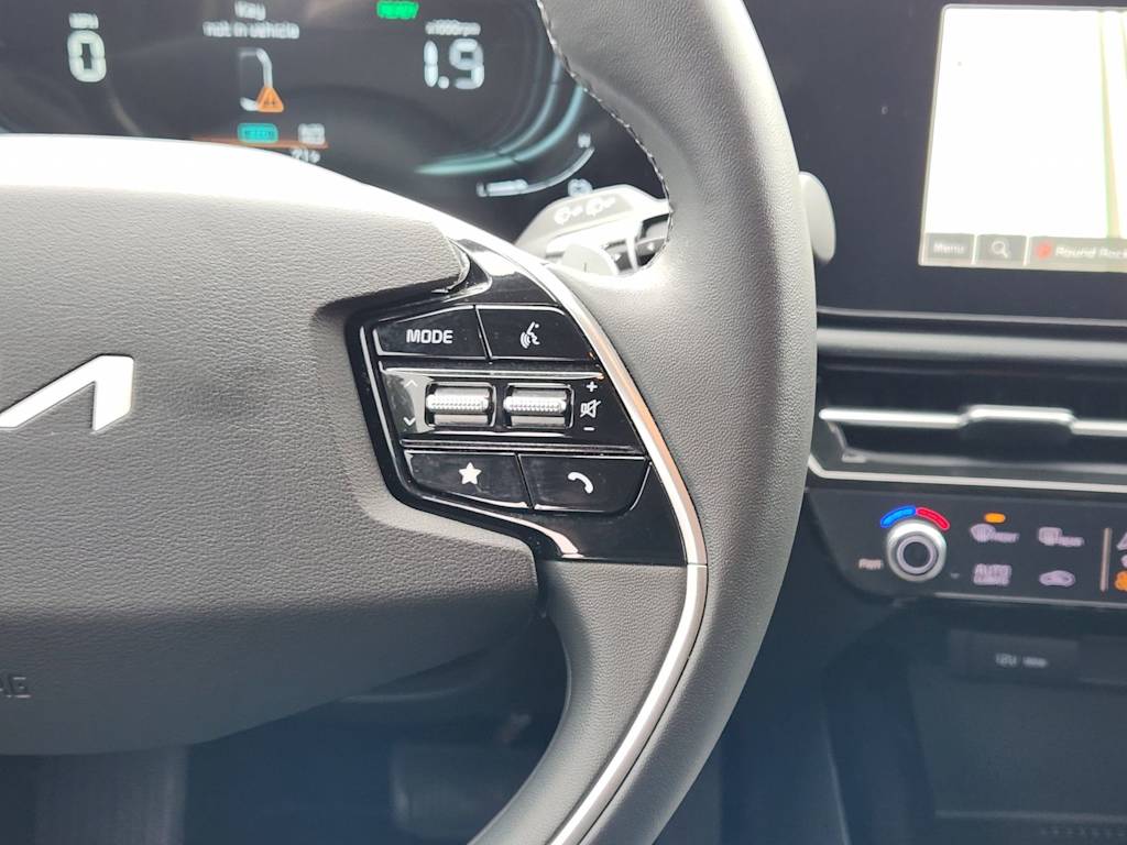 Thumbnail: 2024 Kia Niro - 30