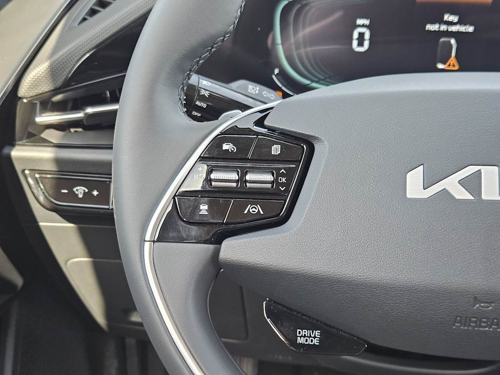 Thumbnail: 2026 Kia Niro - 23