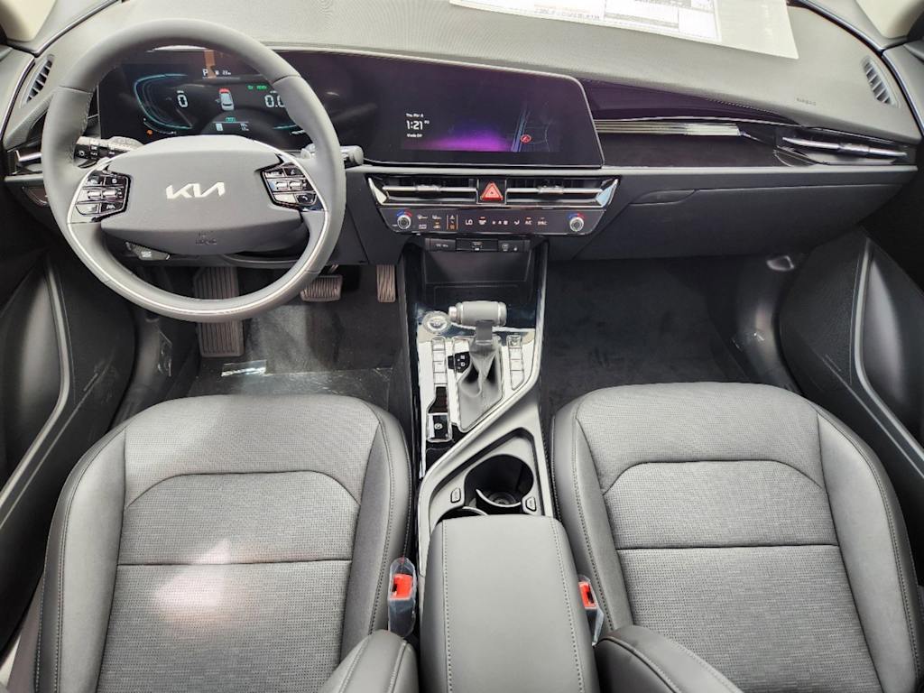 Thumbnail: 2025 Kia Niro - 2