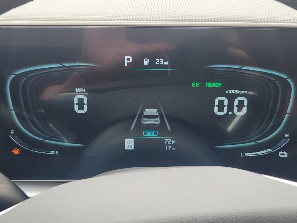 Thumbnail: 2025 Kia Niro - 13