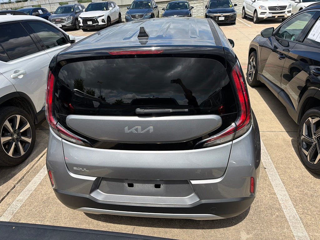 Thumbnail: 2023 Kia Soul - 11