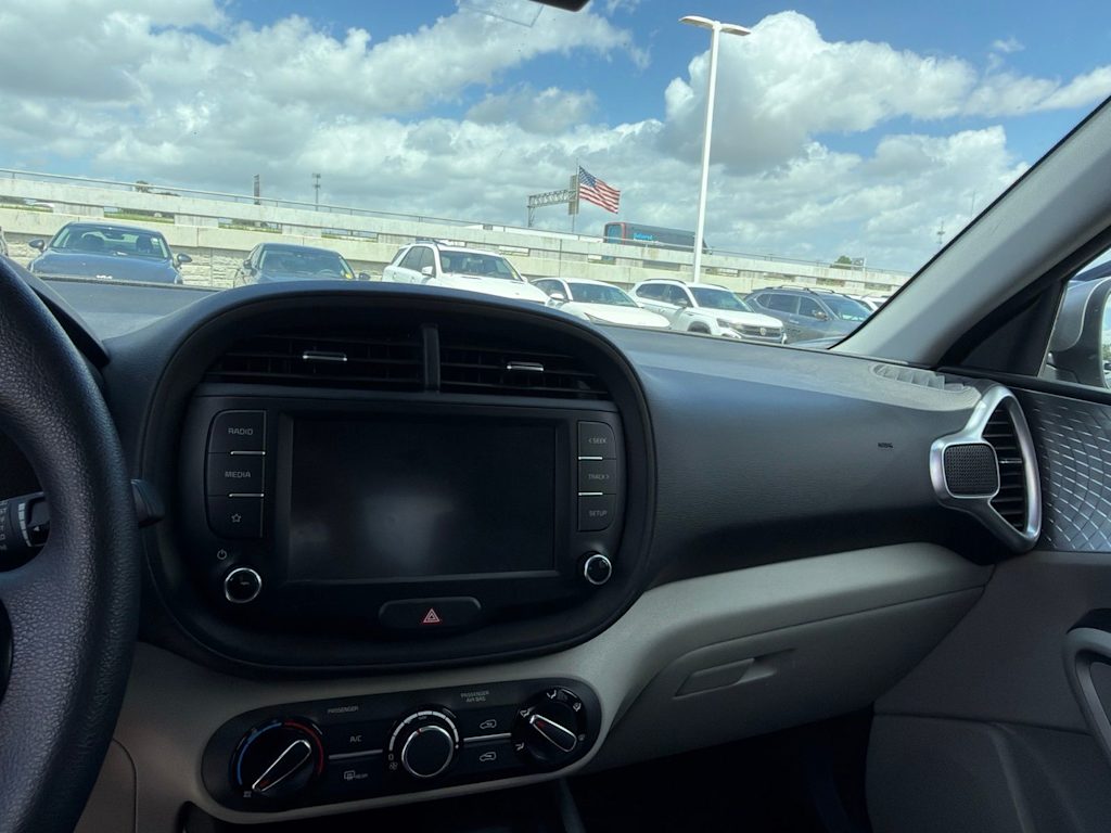 Thumbnail: 2023 Kia Soul - 7