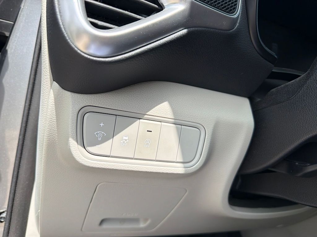 Thumbnail: 2023 Kia Soul - 14