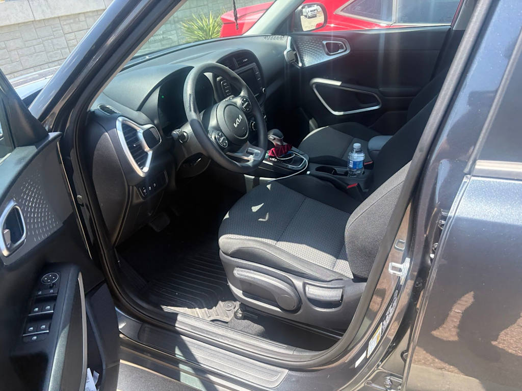 Thumbnail: 2023 Kia Soul - 6