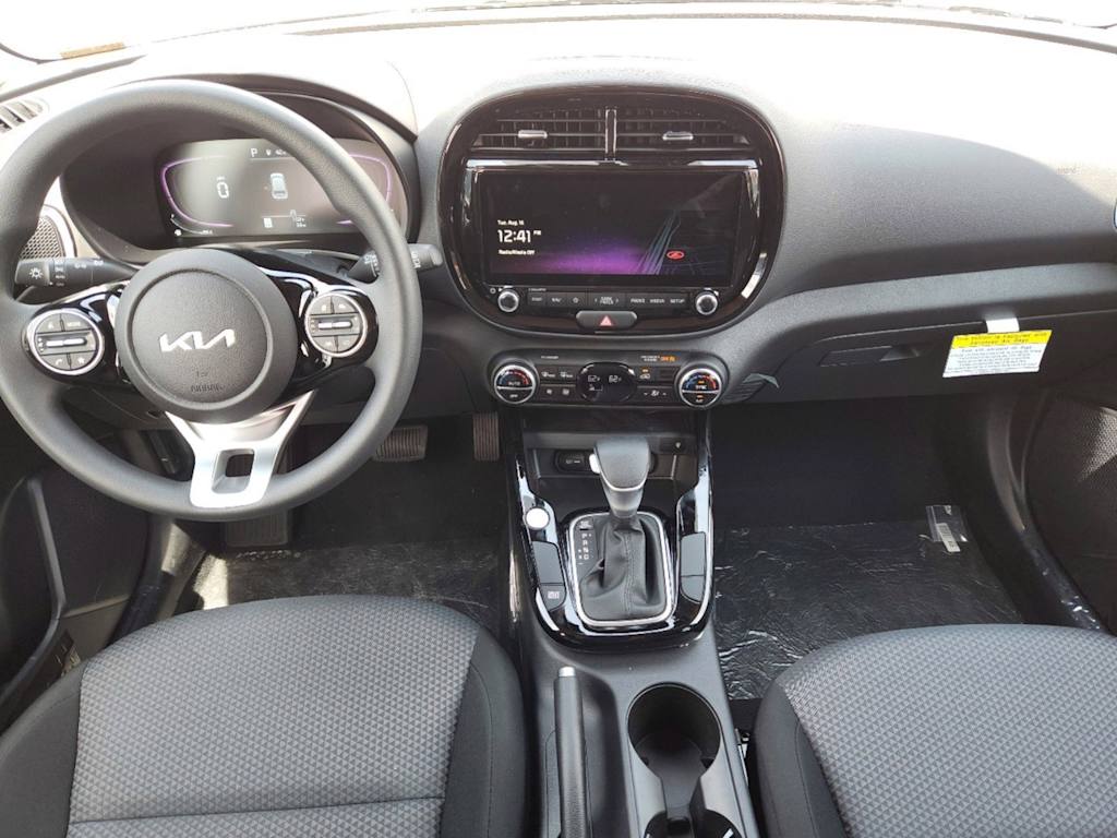2024 Kia Soul S 2