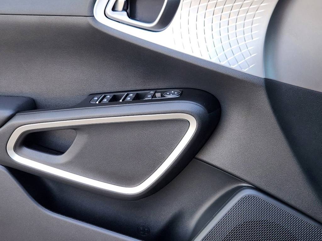 Thumbnail: 2025 Kia Soul - 23