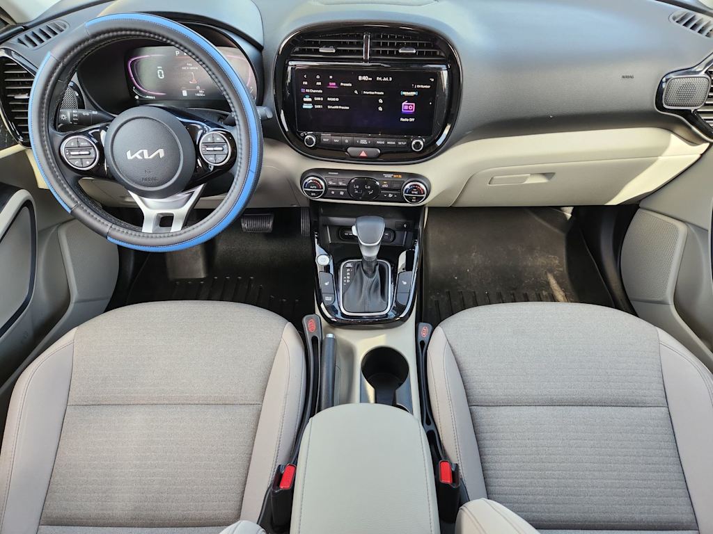 Thumbnail: 2023 Kia Soul - 2
