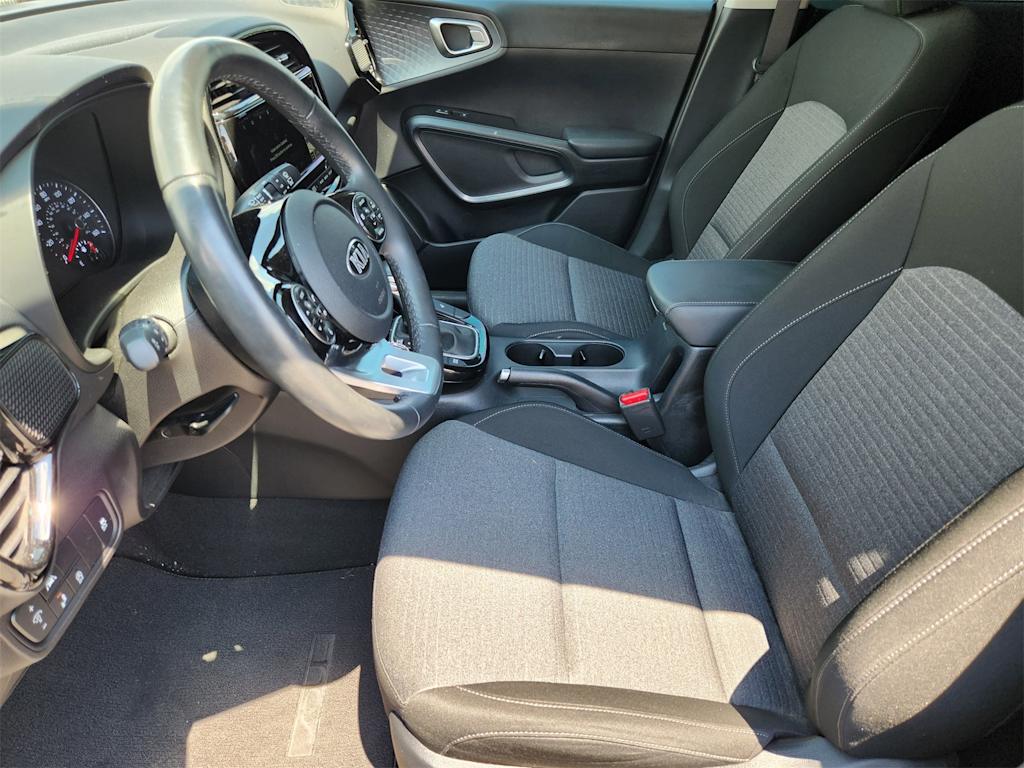 Thumbnail: 2021 Kia Soul - 9
