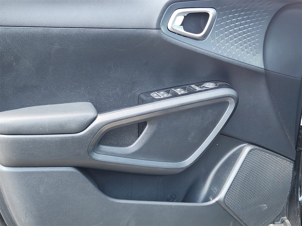 Thumbnail: 2021 Kia Soul - 28