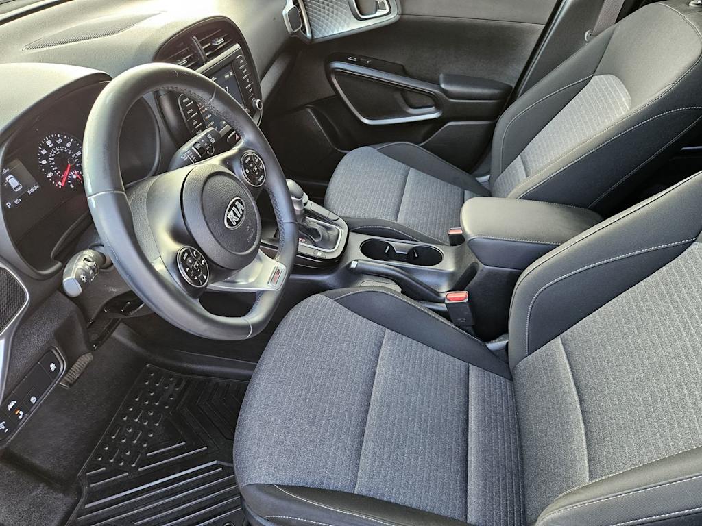 Thumbnail: 2021 Kia Soul - 8