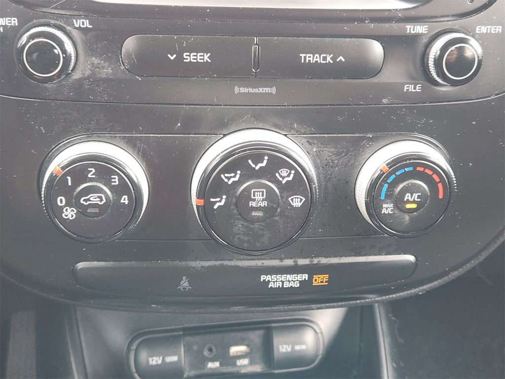 Thumbnail: 2019 Kia Soul - 27