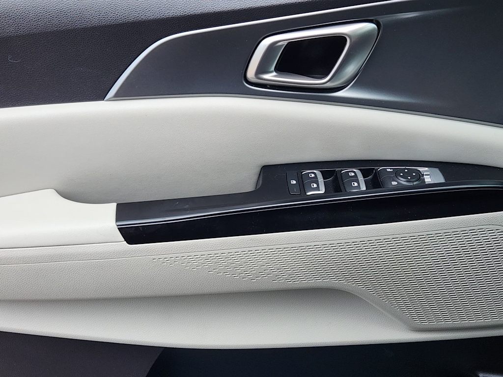 Thumbnail: 2024 Kia Carnival - 28