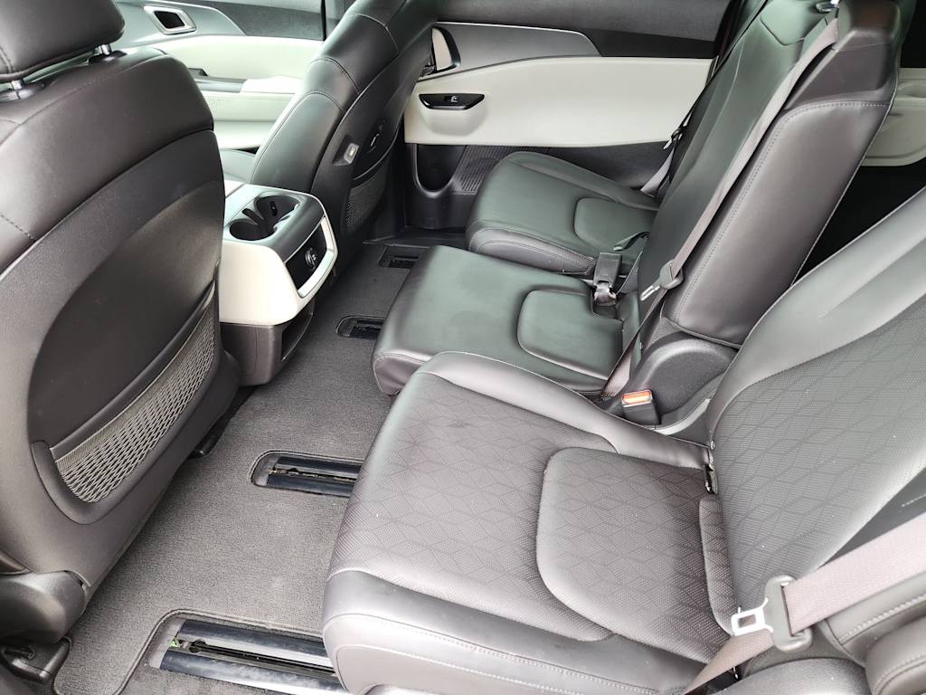 Thumbnail: 2024 Kia Carnival - 10