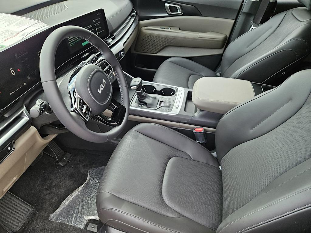 Thumbnail: 2026 Kia Carnival - 7