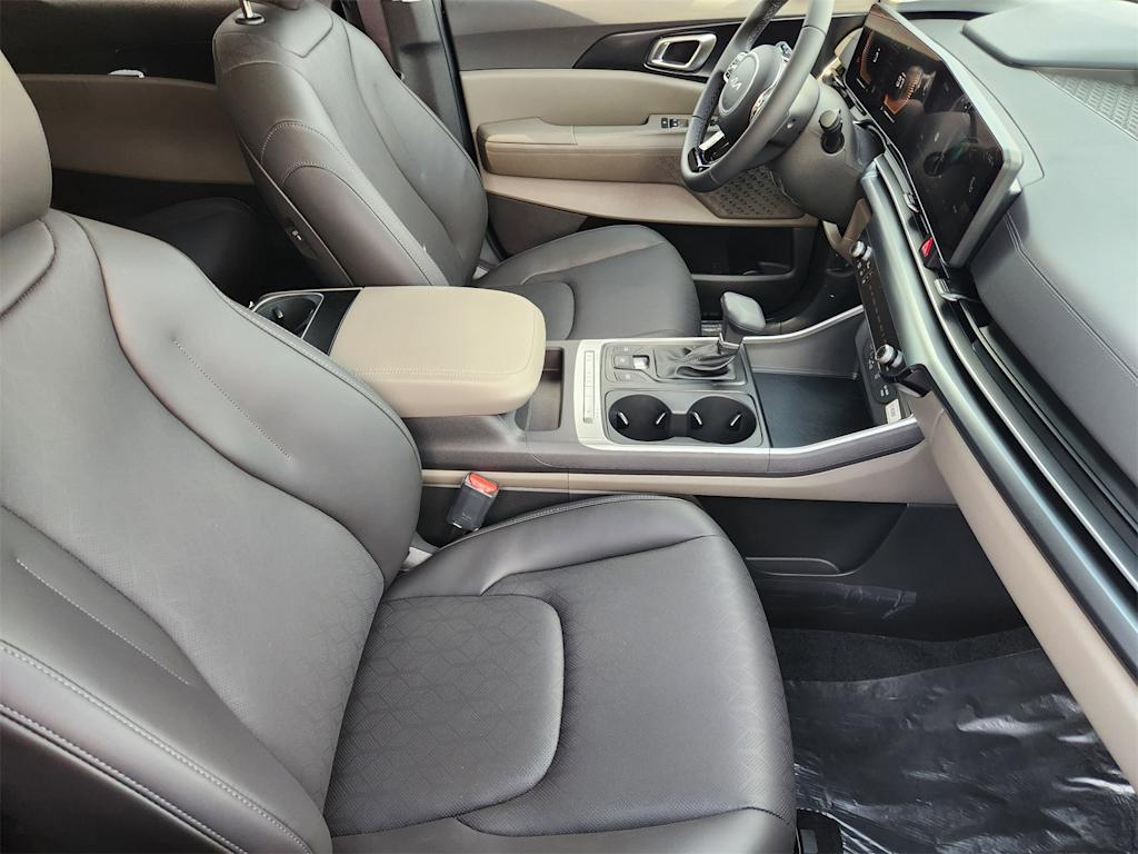 Thumbnail: 2026 Kia Carnival - 10