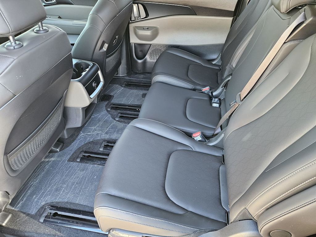 Thumbnail: 2026 Kia Carnival - 9