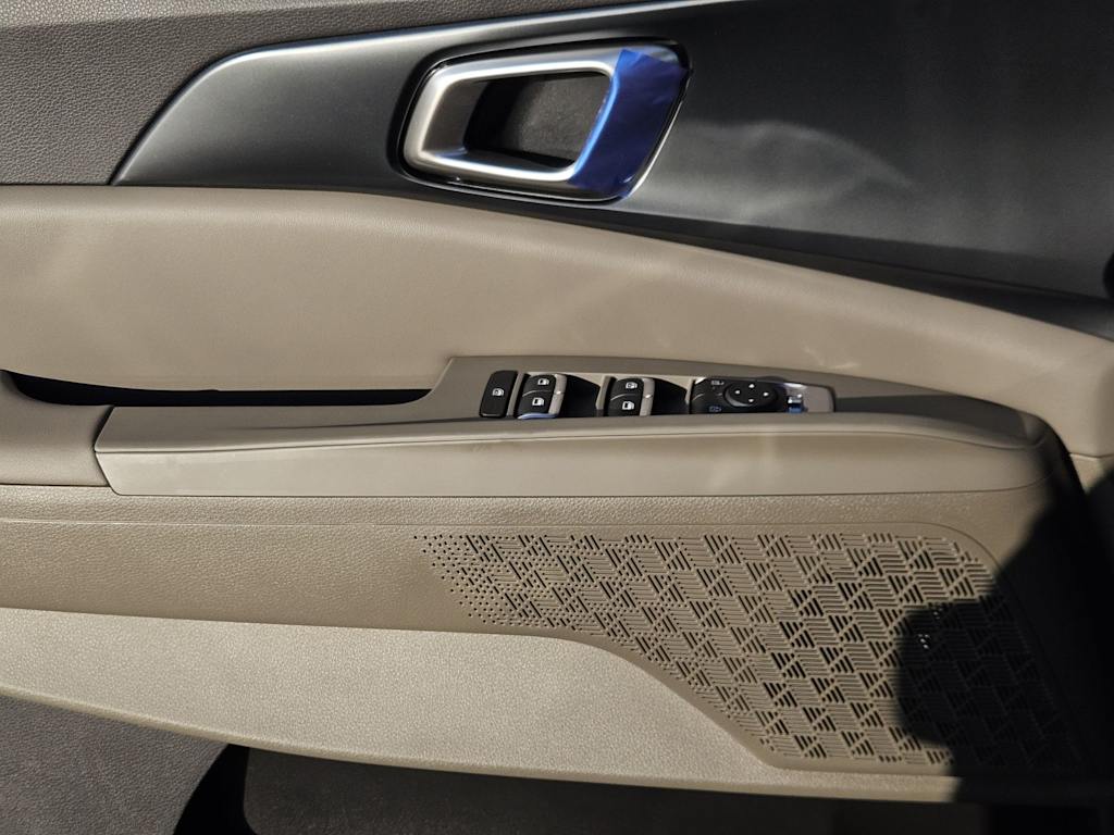 Thumbnail: 2026 Kia Carnival - 18