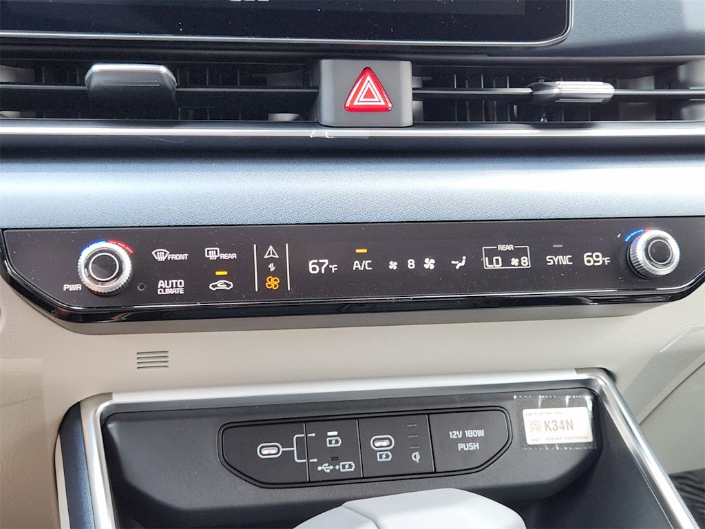 Thumbnail: 2026 Kia Carnival - 23