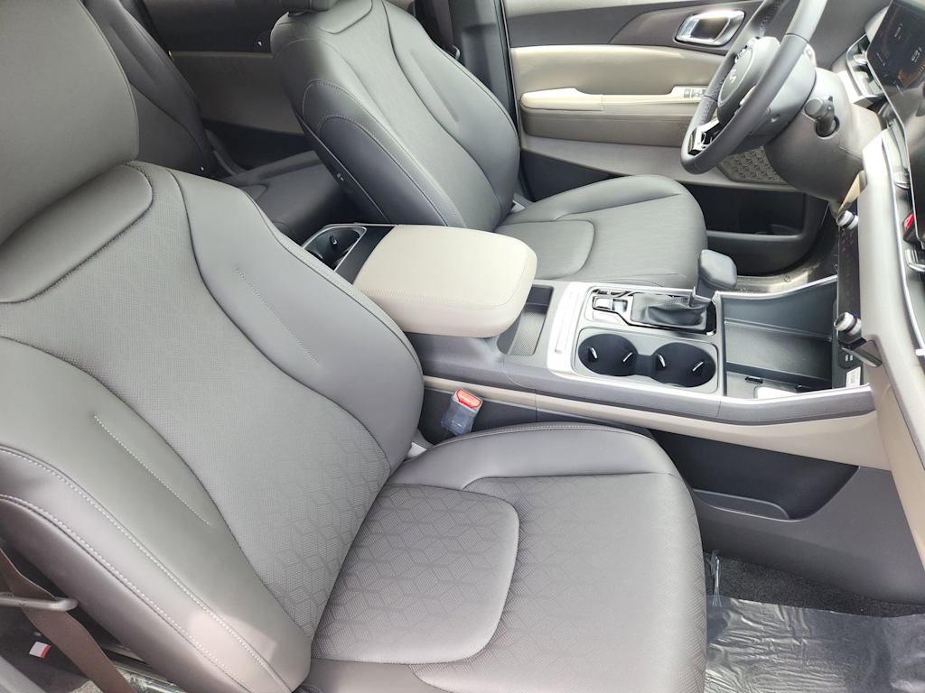 Thumbnail: 2026 Kia Carnival - 18