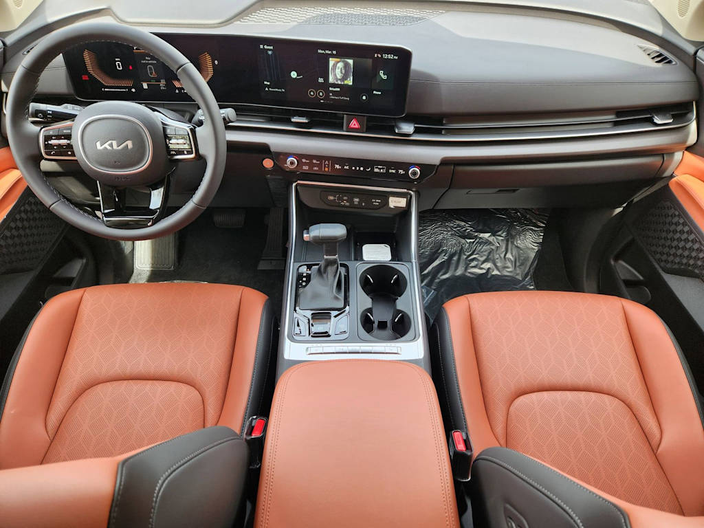 Thumbnail: 2026 Kia Carnival - 8