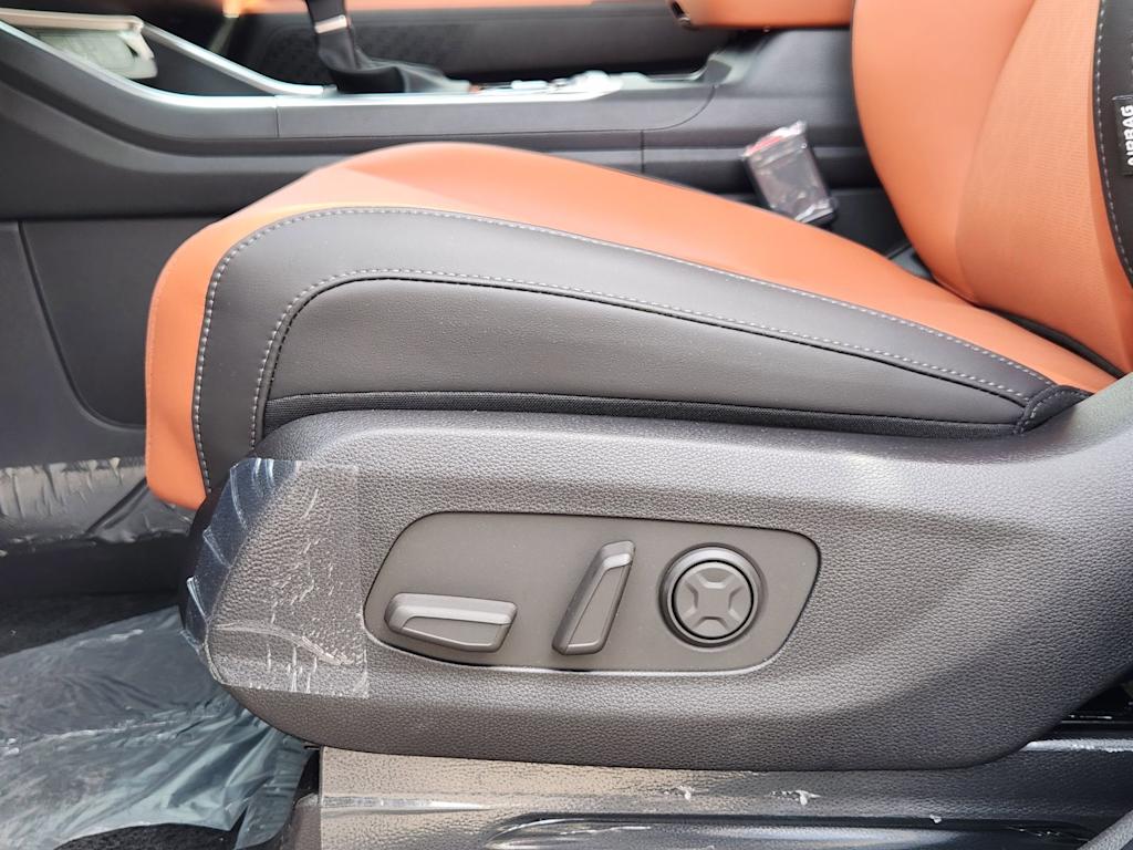 Thumbnail: 2026 Kia Carnival - 23