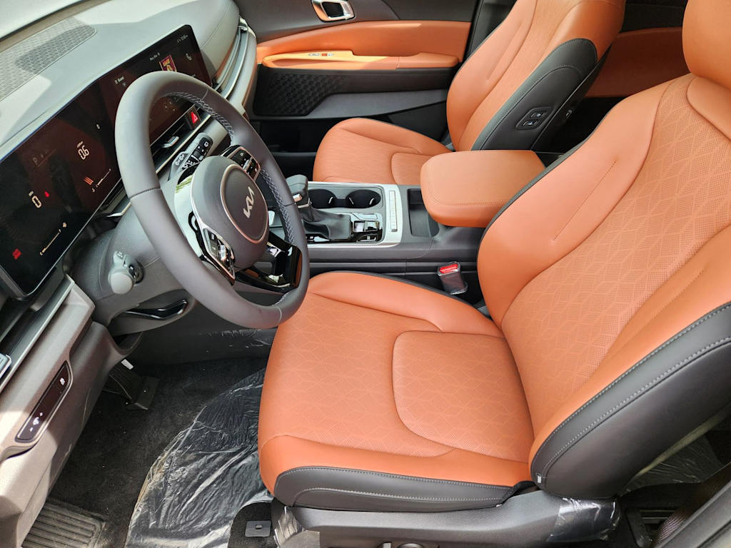 Thumbnail: 2026 Kia Carnival - 9