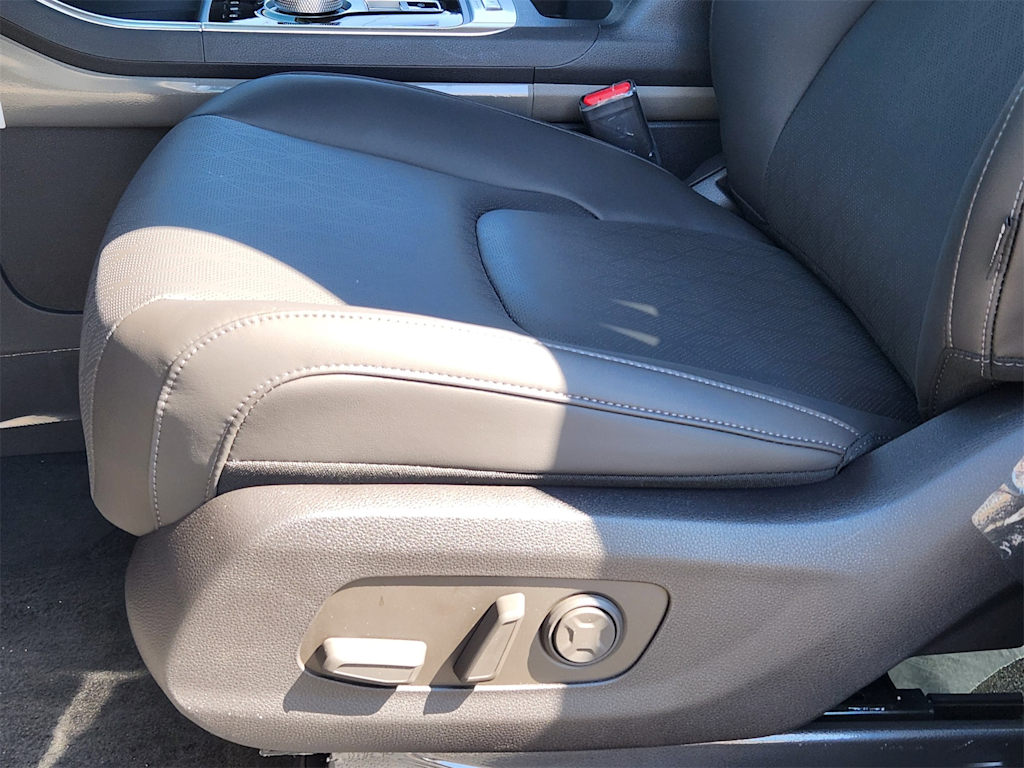 Thumbnail: 2026 Kia Carnival - 26