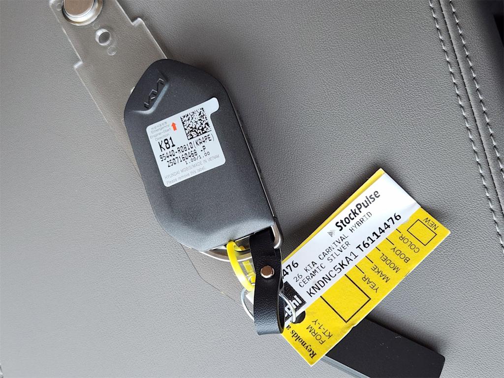 Thumbnail: 2026 Kia Carnival - 15