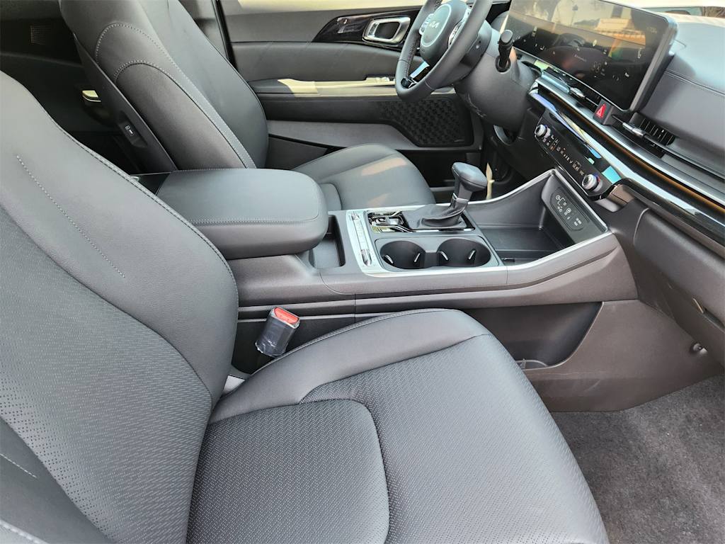 Thumbnail: 2026 Kia Carnival - 10