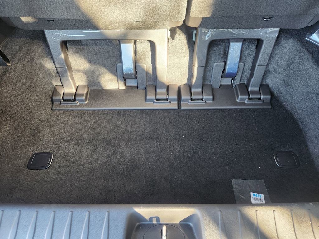 Thumbnail: 2026 Kia Carnival - 15