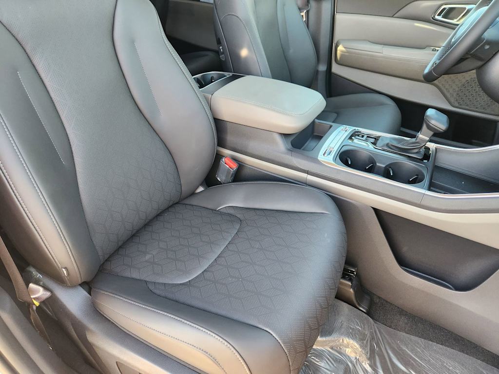 Thumbnail: 2026 Kia Carnival - 10