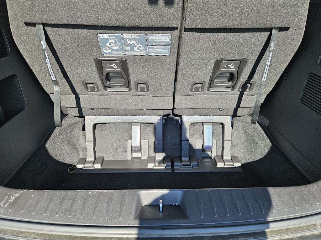 Thumbnail: 2027 Kia Carnival - 22