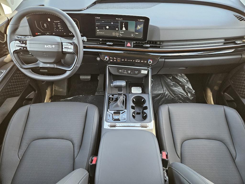 Thumbnail: 2027 Kia Carnival - 2