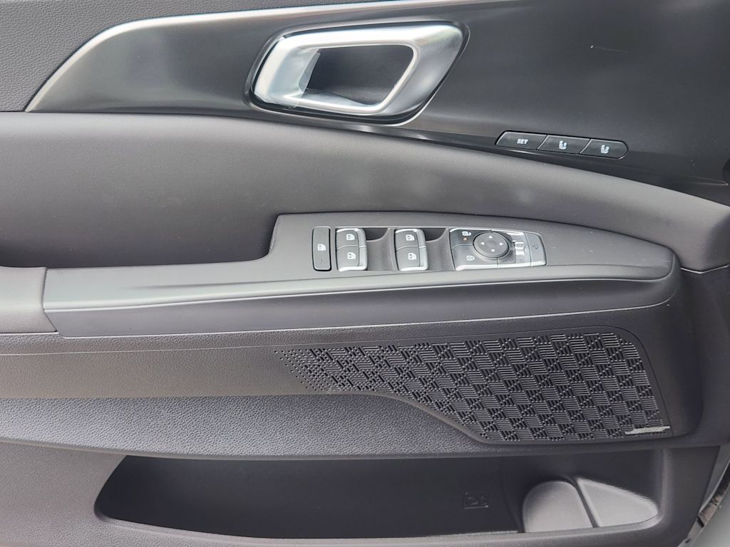 Thumbnail: 2026 Kia Carnival - 21